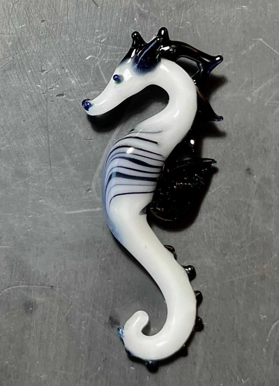 Sea Horse Splendor: Hand-Blown Black and White Glass Pendant - GLASSnFIRE