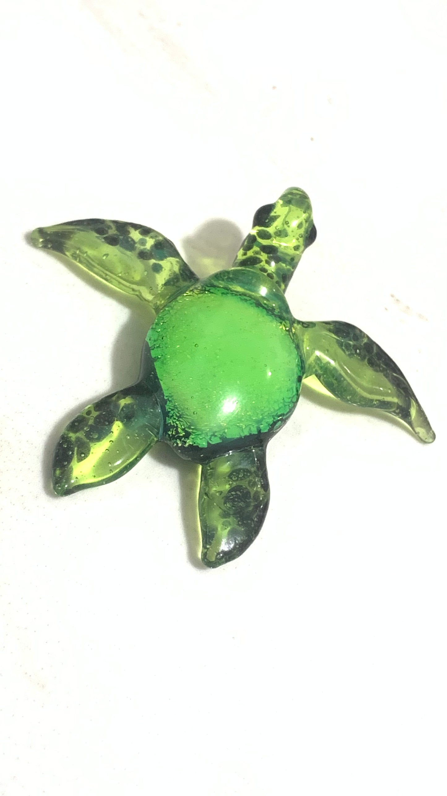 Enchanted Emerald Sea Turtle Glass Pendant Necklace – Handcrafted Coastal Elegance