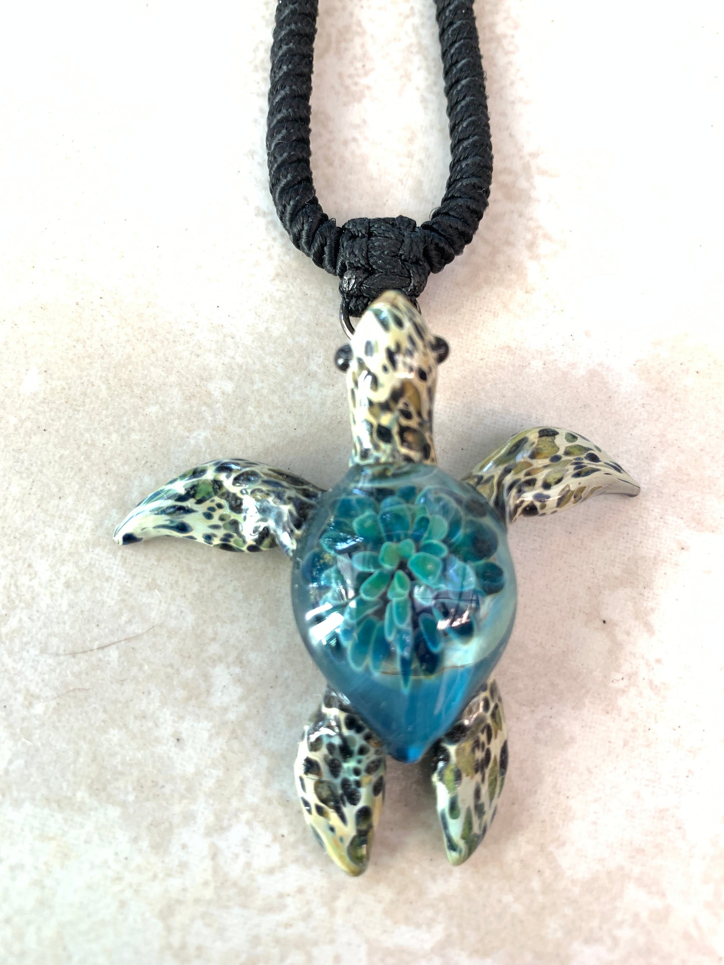 Exquisite Coral Reef Implosion Sea Turtle Glass Pendant – Handcrafted Ocean-Inspired Jewelry