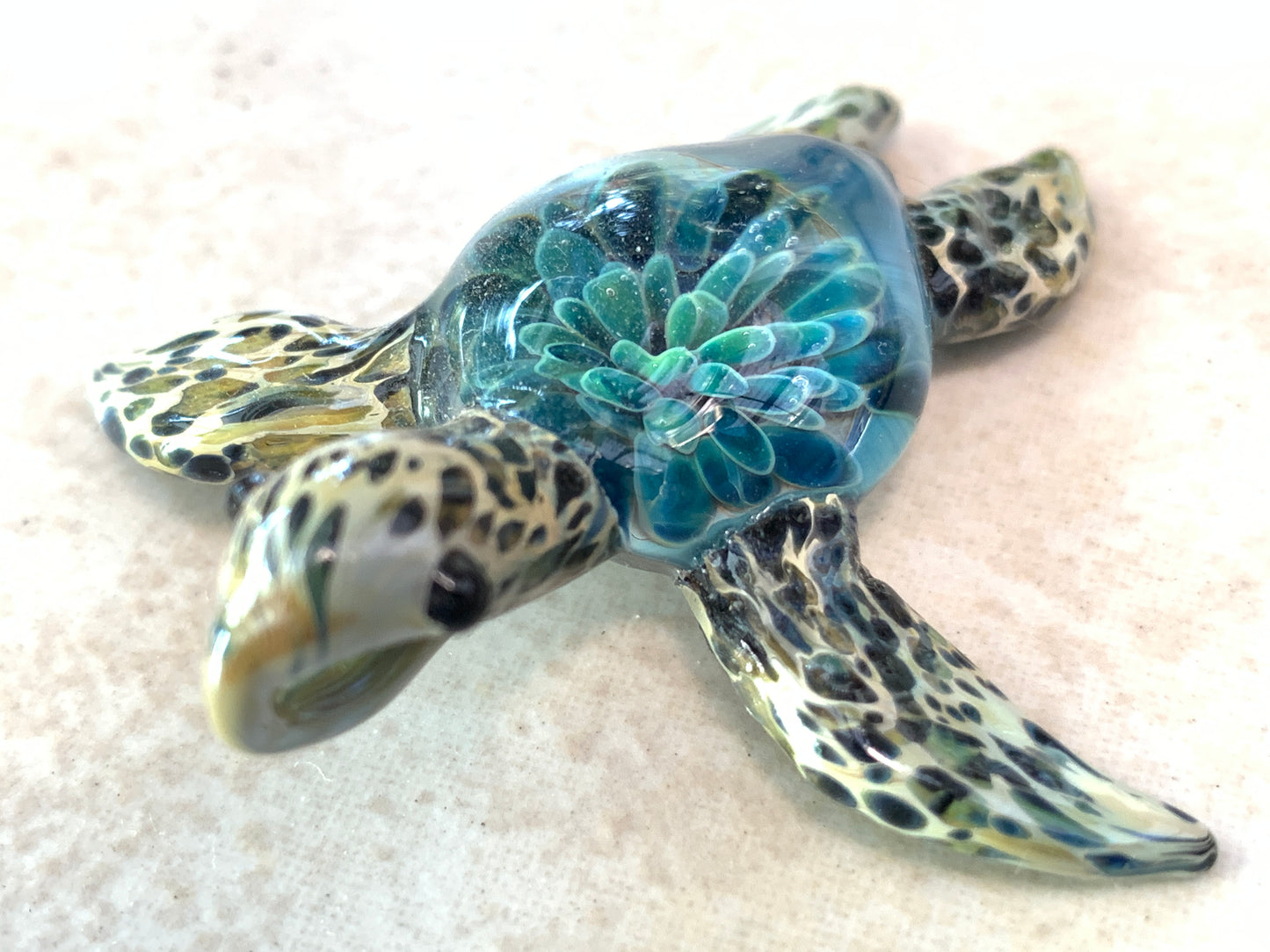 Exquisite Coral Reef Implosion Sea Turtle Glass Pendant – Handcrafted Ocean-Inspired Jewelry