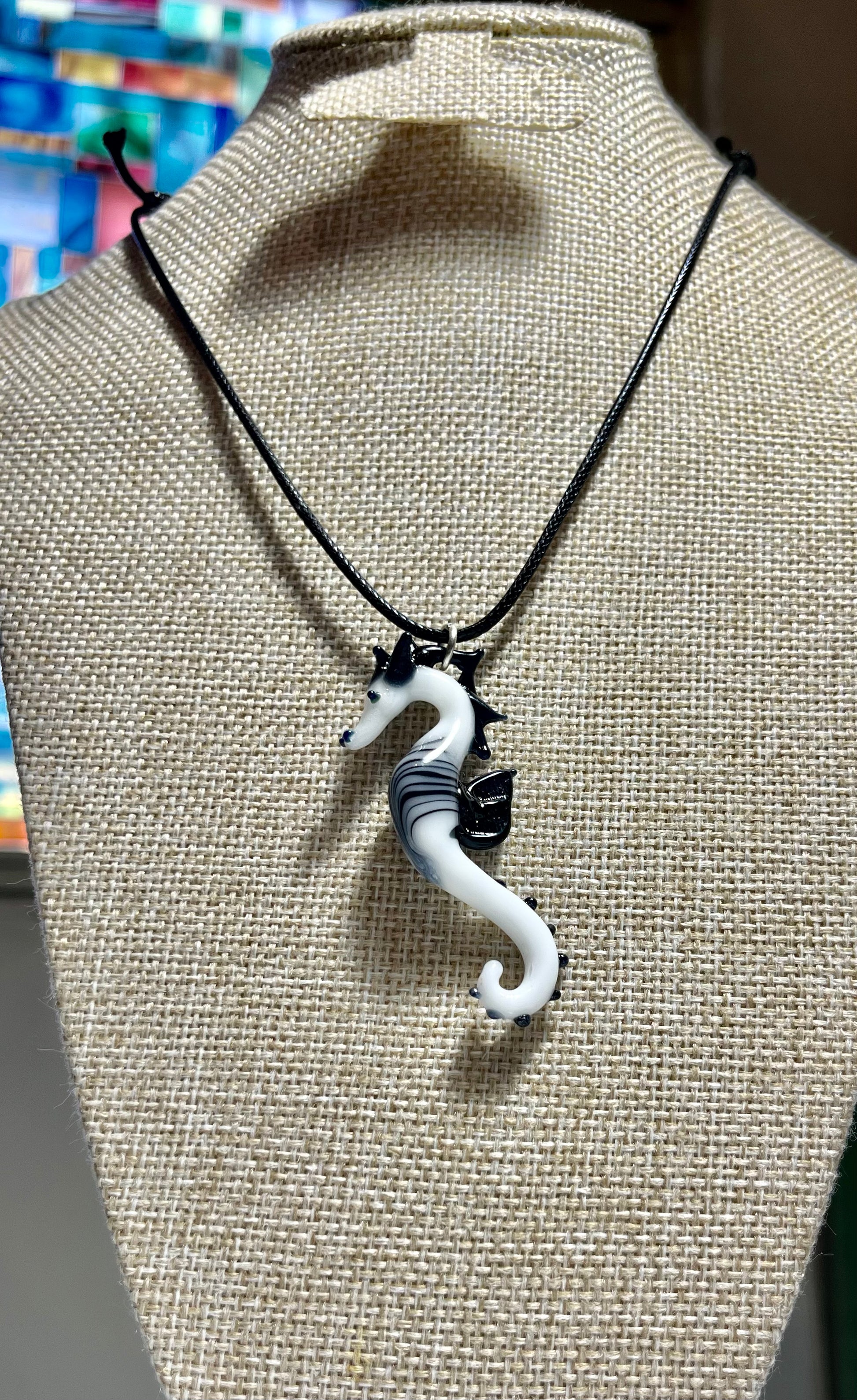 Sea Horse Splendor: Hand-Blown Black and White Glass Pendant - GLASSnFIRE